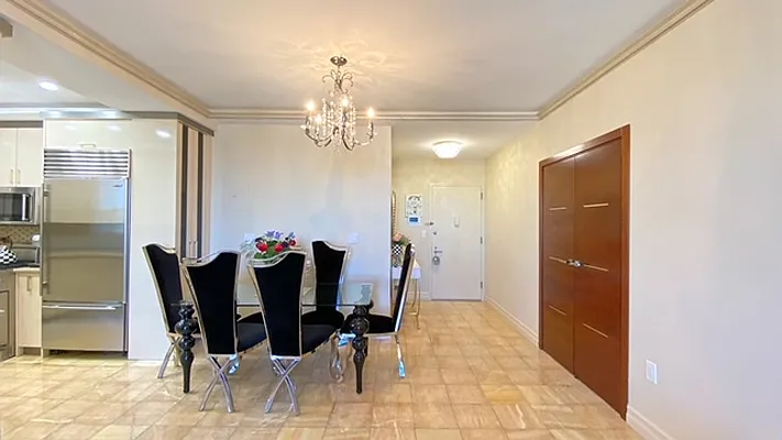 Sold by Golden Real Corp. | media 9