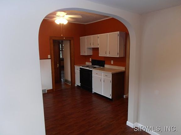 4th image of 2812 Washington Ave