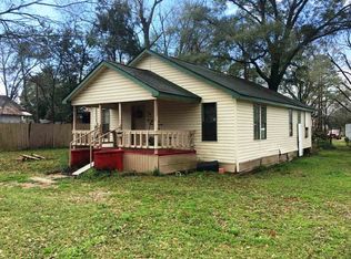205 N 4th Ave, Hartford, AL 36344