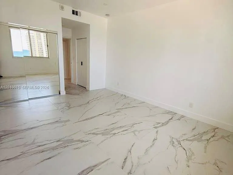 19370 Collins Ave #Penthouse 3 — Photo 25
