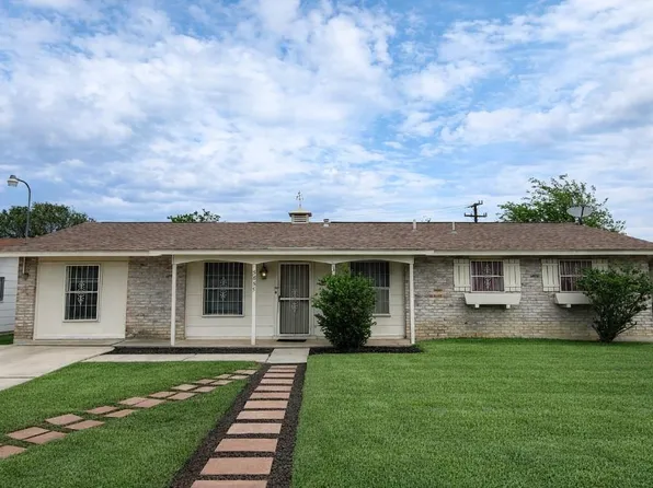 5855 Sandy Valley St, San Antonio, TX 78242