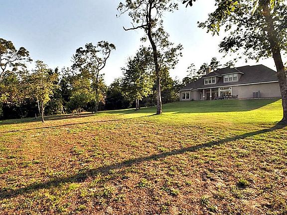 3rd image of 11515 Royal Hill Ct