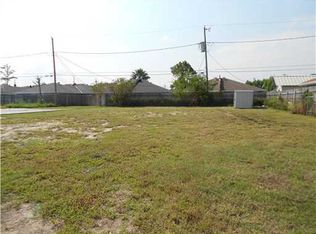 3816 Shangri La Dr, Chalmette, LA 70043