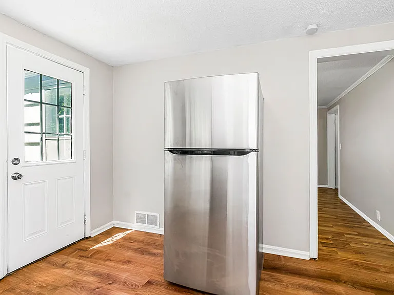 4131EatonSt-9_10222024