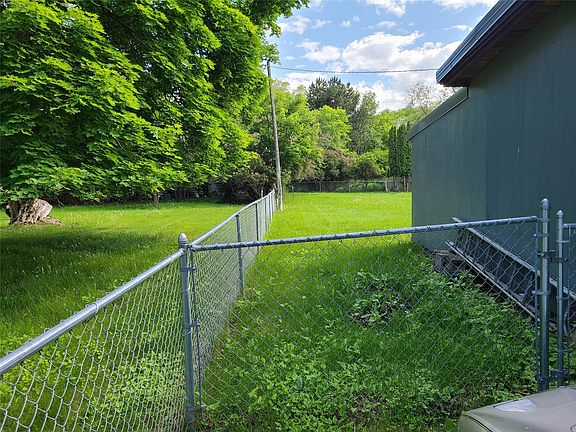 5th image of 2537 Olofson Dr