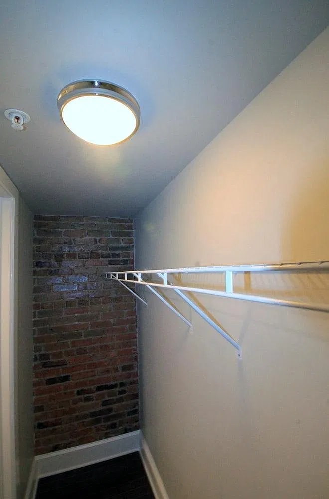 Studio, 550 sqft, $1,050 — Photo 2