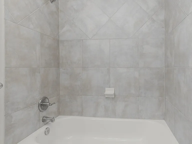 600 19th St #7 — Photo 18