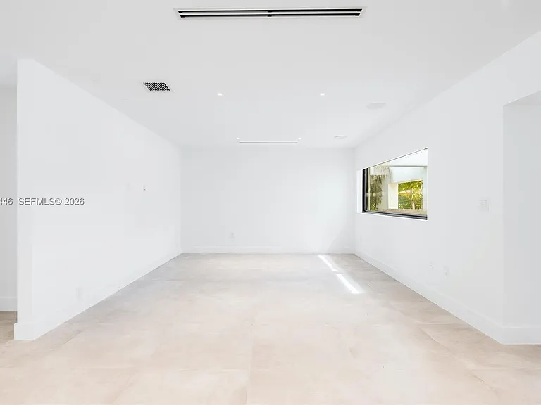 13306 SW 58th Ct — Photo 4