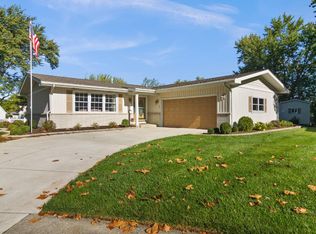 420 Scott St, Crown Point, IN 46307