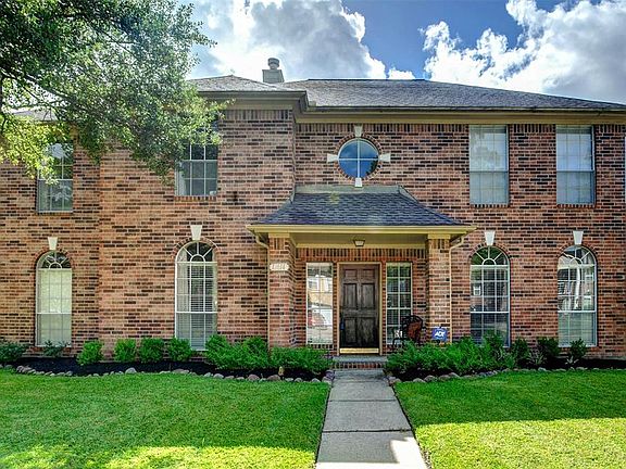 3rd image of 12614 Thornwell Ct