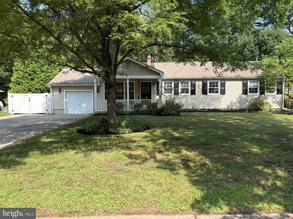 623 Devon Rd, Moorestown, NJ 08057