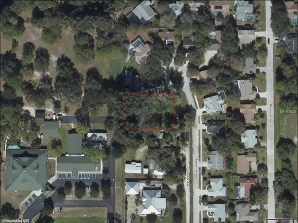 5200 Camphor Ave, Sarasota, FL 34231