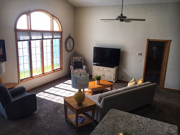 2nd image of 3107 Crestbrooke Dr