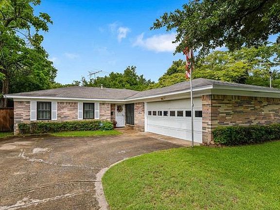2nd image of 7759 Claremont Dr