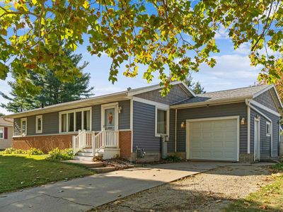 3709 Laurinda Dr, Cedar Falls, IA, 50613
