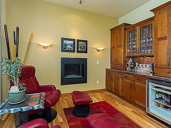 2nd image of 6033 Southern Hills Dr