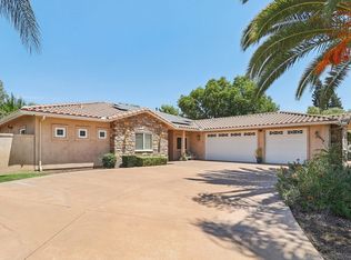 16112 Arena Dr, Ramona, CA 92065