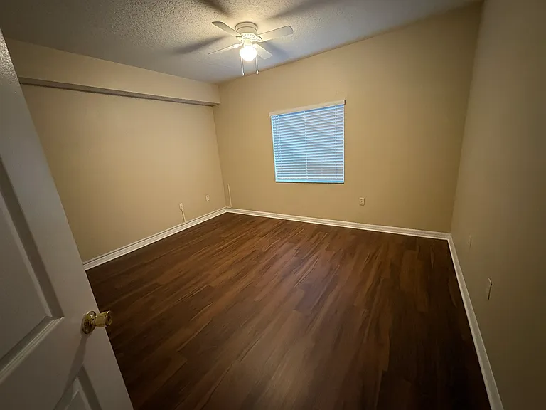 9610 Seadale Ct #102 — Photo 6