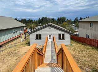 1621 W 12th St, Port Angeles, WA