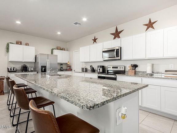 4th image of 36204 W SAN SISTO Avenue