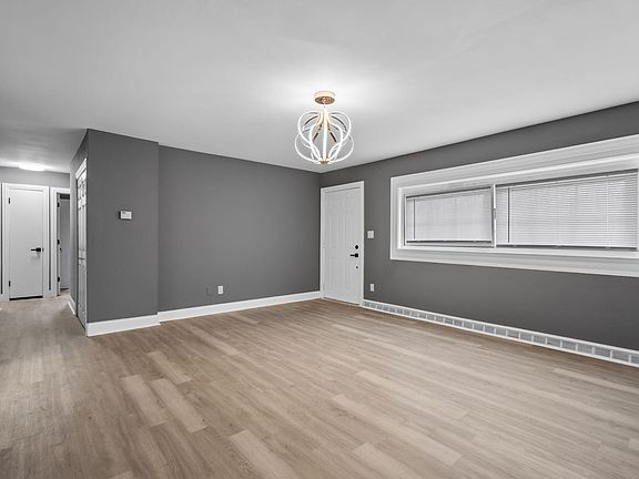 3rd image of 6545 Illinois Ave