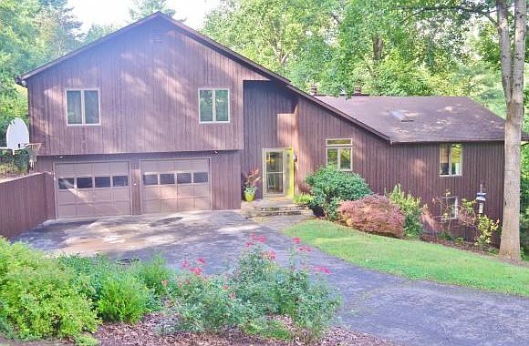 1st image of 1005 Woodstone Dr