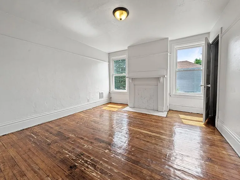 6602 Rowan St — Photo 7