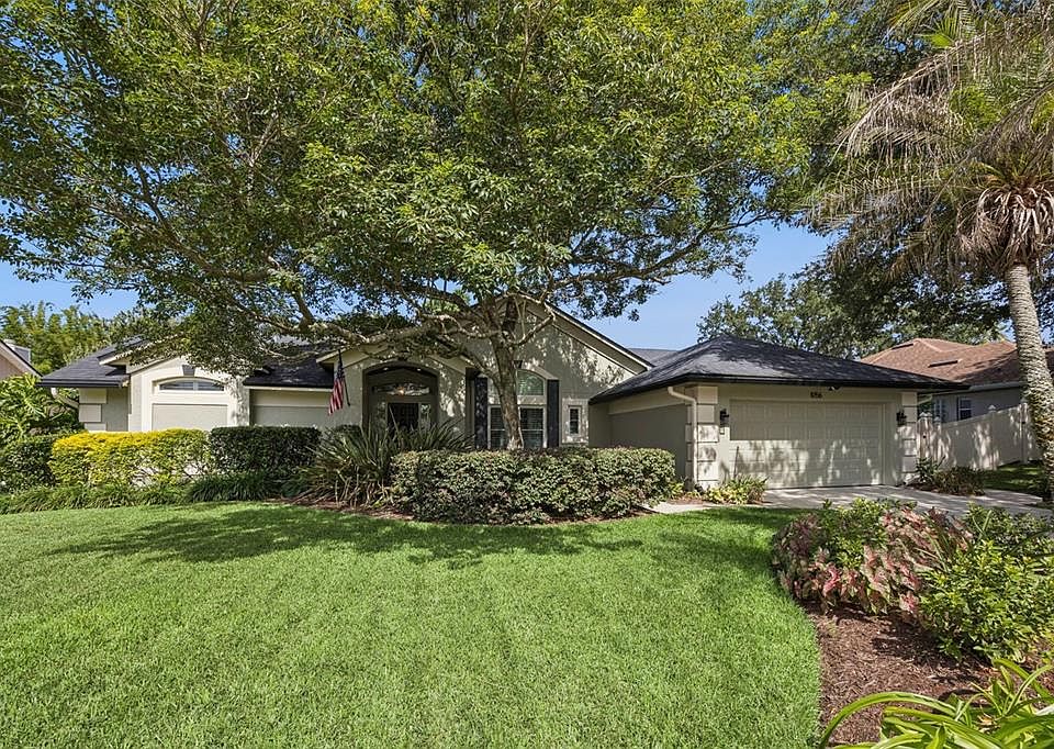 1st image of 1056 New Castle Ln