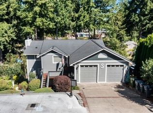 1577 Woodside Dr #B, Tacoma, WA 98466