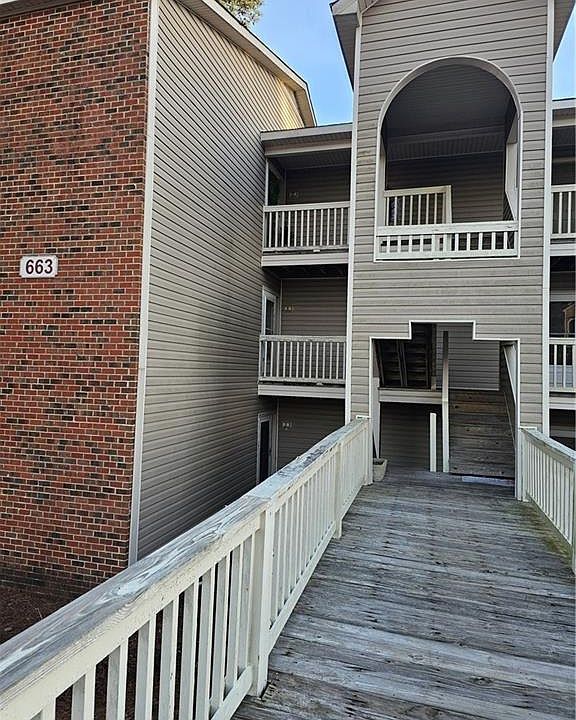 1st image of 663 Bartons Landing Pl APT 9
