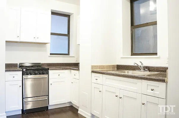 Rented by J Misrahi Realty Corp | media 23