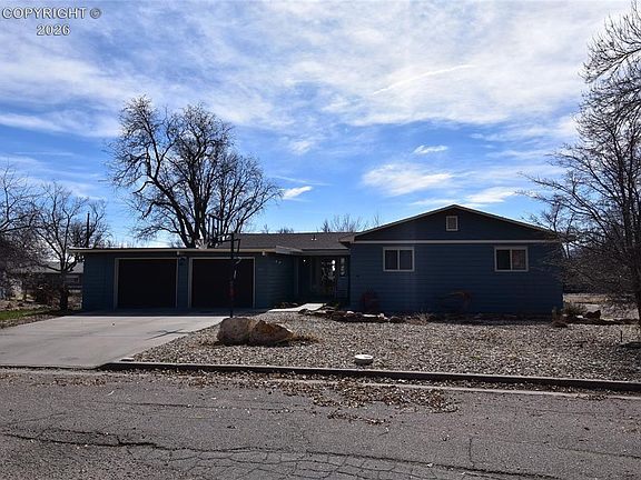 3rd image of 100 Cottage Ln