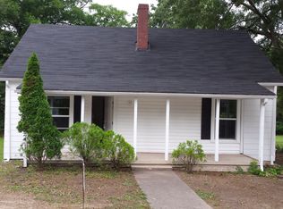 523 Green St, Woodruff, SC 29388