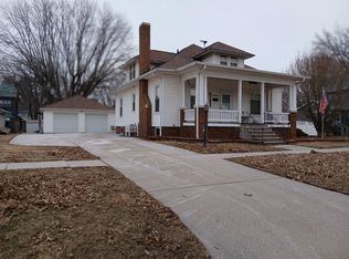 604 SW 2nd Ave, Aledo, IL 61231