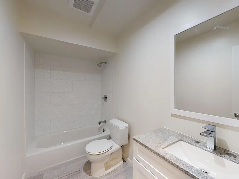 730 S Serrano Ave — Photo 41