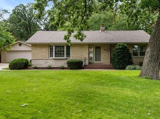 9826 W Ridge Rd, Hales Corners, WI 53130