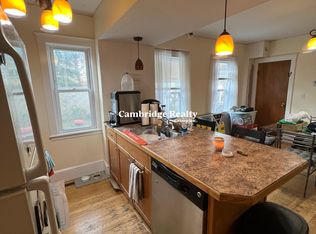 28R Cherry St APT 1R, Somerville, MA 02144