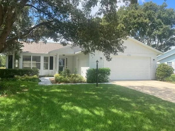 26141 Newcombe Cir, Leesburg, FL 34748