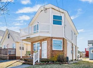 136 W Chestnut Ave, North Wildwood, NJ 08260