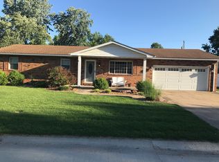 2158 Hamilton Dr, Granite City, IL