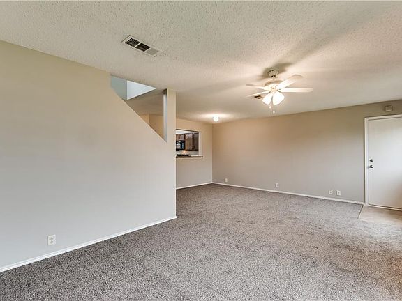 3rd image of 9719 Whistler Dr