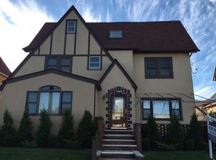 137-7 Rockaway Beach Blvd, Rockaway Park, NY 11694