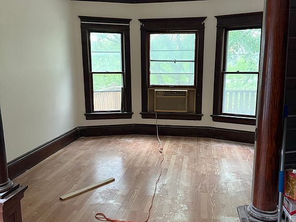 5th image of 2150 N 46th St #2152