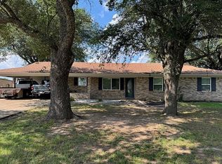 9362 Fm 79, Sumner, TX 75486