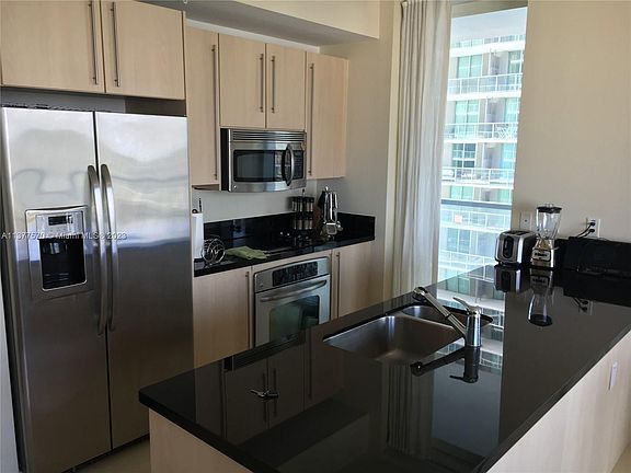 3rd image of 1111 SW 1st Ave APT 1914-N