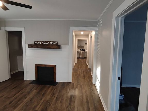5th image of 109 Moore St