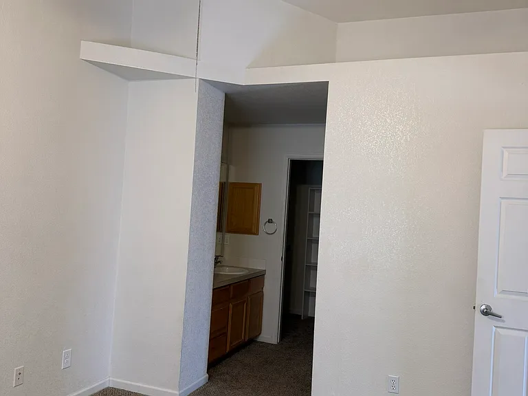 101-2070 Manitou Ct — Photo 20