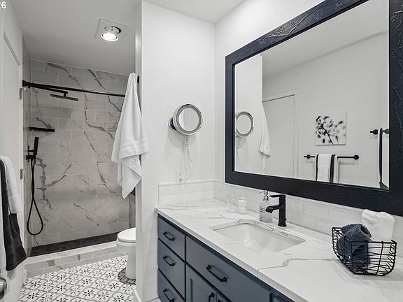 4th image of 18575 SW Century Dr #1635