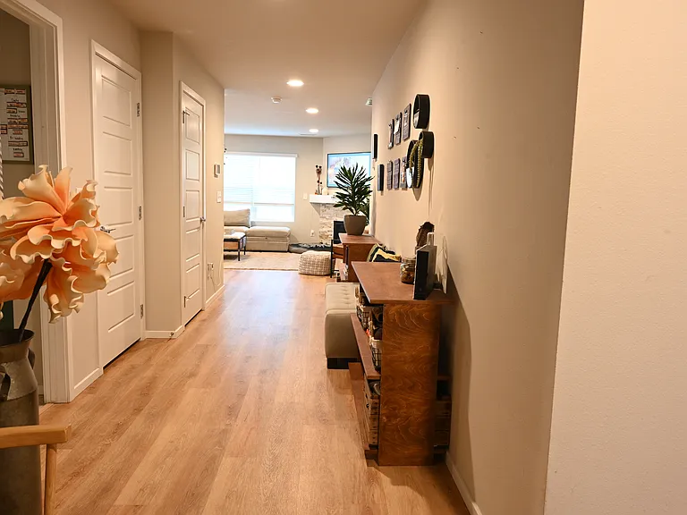 7917 S Dana Ln — Photo 3