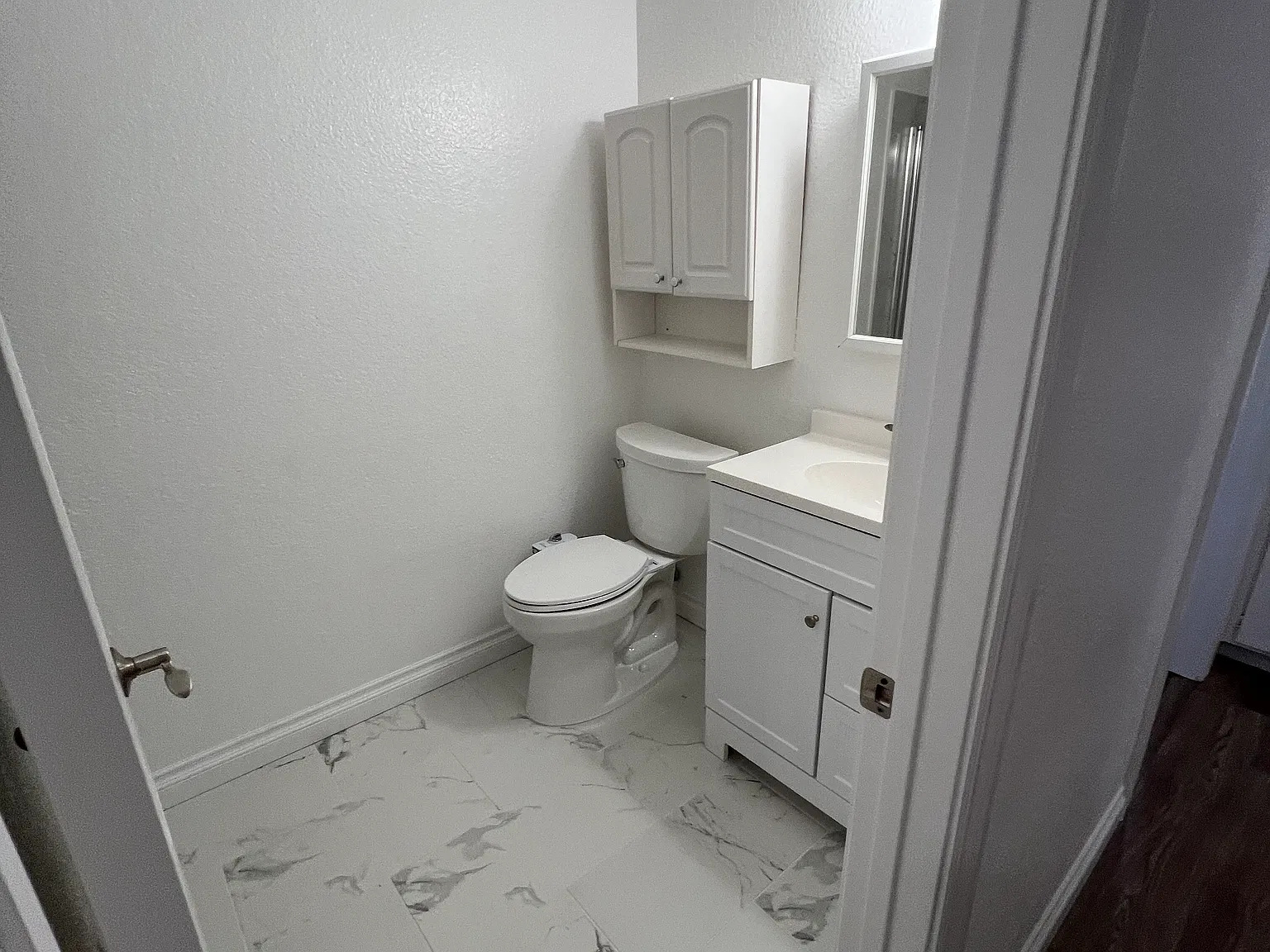 3 bed, 1257 sqft, $3,690 — Photo 3
